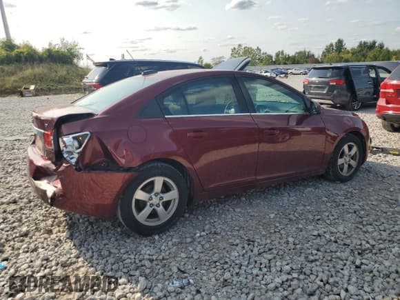 ✅ 2015 Chevrolet Cruze LT • VIN: 1G1PC5SB0F7222385 • Lot: 70261895. Listed on Copart with 145,585 mi. Free auction sales archive from the USA and detailed vehicle history report at DreamBid. Image 3.