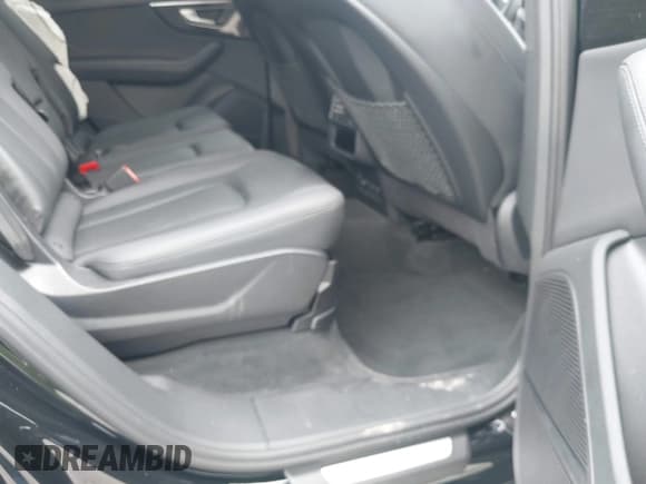 ✅ 2024 Audi Q7 Premium Plus • VIN: WA1LXBF73RD006304 • Лот: 42958370. Опубликован ранее на IAAI с пробегом 48 298 миль. Бесплатный доступ к архиву аукционных продаж из США и подробный отчёт об истории автомобиля на DreamBid. Изображение 8.