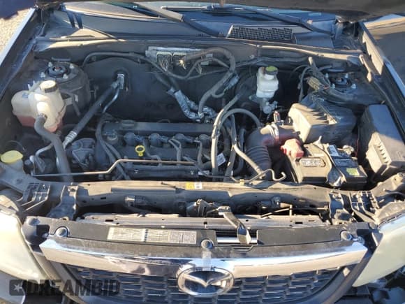 ✅ 2011 Mazda Tribute Sport • VIN: 4F2CY0C70BKM02624 • Lot: 75472464. Listed on Copart with 172,077 mi. Free auction sales archive from the USA and detailed vehicle history report at DreamBid. Image 12.