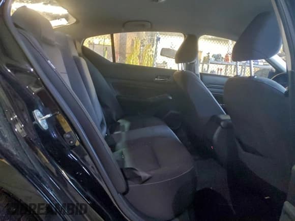 ✅ 2019 Nissan Altima S • VIN: 1N4BL4BV1KC196005 • Лот: 94990415. Опубликован ранее на Copart с пробегом 170 048 миль. Бесплатный доступ к архиву аукционных продаж из США и подробный отчёт об истории автомобиля на DreamBid. Изображение 10.