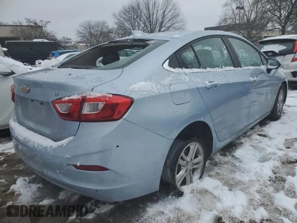 ✅ 2017 Chevrolet Cruze LT • VIN: 1G1BE5SM0H7278125 • Lot: 38716613. Listed on Copart with 84,876 mi. Free auction sales archive from the USA and detailed vehicle history report at DreamBid. Image 3.