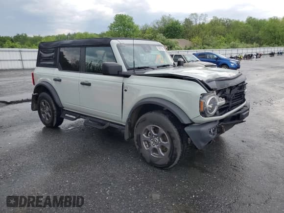 ✅ 2023 Ford Bronco • VIN: 1FMEE5BP6PLB00218 • Лот: 55887595. Опубликован ранее на Copart с пробегом 22 859 миль. Бесплатный доступ к архиву аукционных продаж из США и подробный отчёт об истории автомобиля на DreamBid. Изображение 4.