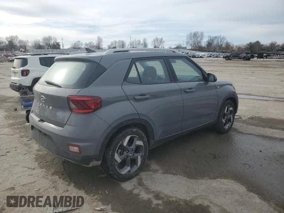 ✅ 2022 Hyundai Venue Limited • VIN: KMHRC8A31NU201469 • Lot: 45745835. Listed on Copart with 11,394 mi. Free auction sales archive from the USA and detailed vehicle history report at DreamBid. Image 3.