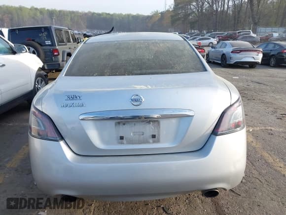 ✅ 2013 Nissan Maxima SV • VIN: 1N4AA5AP4DC846796 • Лот: 41902329. Опубликован ранее на IAAI с пробегом 213 284 миль. Бесплатный доступ к архиву аукционных продаж из США и подробный отчёт об истории автомобиля на DreamBid. Изображение 16.
