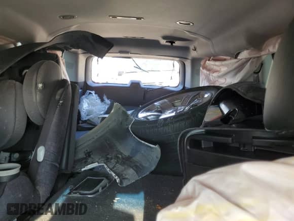 2018 Chevrolet Suburban LT z VIN 1GNSKHKC7JR129589, wystawiony jako Copart lot #62144164 z przebiegiem 118 667 mil mil oraz Szkoda całkowita • Salvage title. Historia ofert i sprzedaży dostępna na DreamBid. Obrazek 10.