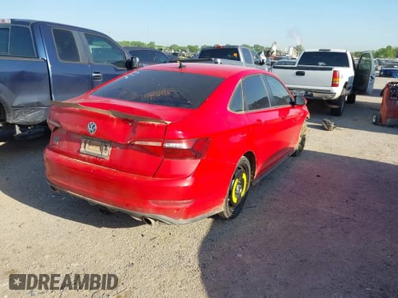 ✅ 2020 Volkswagen Jetta S • VIN: 3VW6T7BUXLM105802 • Lot: 41995134. Listed on IAAI with 59,113 mi. Free auction sales archive from the USA and detailed vehicle history report at DreamBid. Image 4.