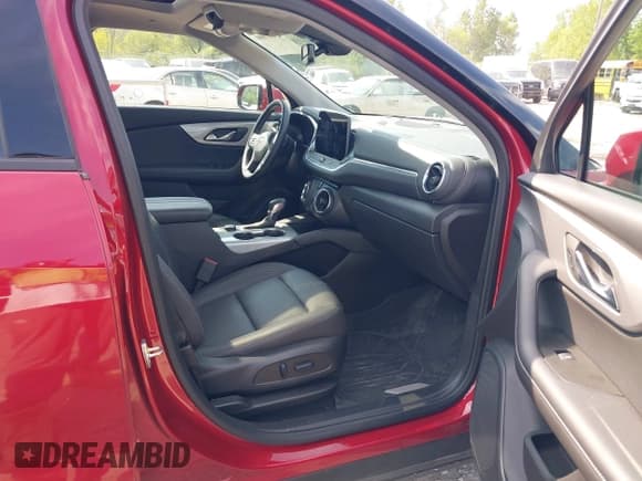 ✅ 2023 Chevrolet Blazer LT • VIN: 3GNKBJRSXPS161463 • Лот: 43007000. Опубликован ранее на IAAI с пробегом 34 620 миль. Бесплатный доступ к архиву аукционных продаж из США и подробный отчёт об истории автомобиля на DreamBid. Изображение 5.