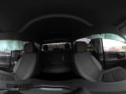 ✅ 2021 Chevrolet Silverado 1500 RST • VIN: 1GCUYEED9MZ419064 • Lot: 42066047. Wystawiony na IAAI z przebiegiem 50 236 mil. Bezpłatny archiwum sprzedaży aukcyjnych z USA i szczegółowy raport historii pojazdu na DreamBid. Zdjęcie 18.