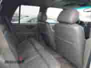 2000 Chevrolet Blazer LS z VIN 1GNCS13W4Y2254590, wystawiony jako IAAI lot #42173829 z przebiegiem 178 991 mil mil oraz . Historia ofert i sprzedaży dostępna na DreamBid. Obrazek 8.