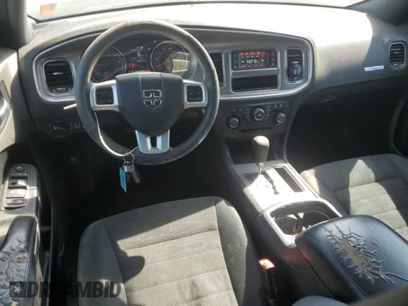 ✅ 2011 Dodge Charger Rallye • VIN: 2B3CL3CG8BH548522 • Лот: 70631815. Опубликован ранее на Copart с пробегом 200 606 миль. Бесплатный доступ к архиву аукционных продаж из США и подробный отчёт об истории автомобиля на DreamBid. Изображение 8.