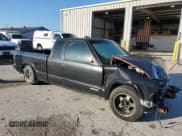 ✅ 1994 Chevrolet S-10 LS • VIN: 1GCCS19Z6R8207201 • Lot: 90338075. Wystawiony na Copart z przebiegiem 201 517 mil. Bezpłatny archiwum sprzedaży aukcyjnych z USA i szczegółowy raport historii pojazdu na DreamBid. Zdjęcie 4.