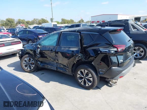 ✅ 2023 Nissan Rogue SV • VIN: 5N1BT3BA7PC830020 • Lot: 43546906. Wystawiony na IAAI z przebiegiem Nie podano. Bezpłatny archiwum sprzedaży aukcyjnych z USA i szczegółowy raport historii pojazdu na DreamBid. Zdjęcie 14.