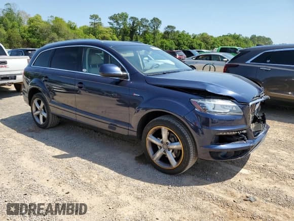 ✅ 2014 Audi Q7 S line Prestige • VIN: WA1DGAFE7ED001727 • Lot: 52205025. Listed on Copart with 82,336 mi. Free auction sales archive from the USA and detailed vehicle history report at DreamBid. Image 4.
