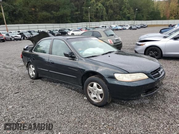 ✅ 2000 Honda Accord EX • VIN: 1HGCG1659YA082805 • Lot: 82502355. Wystawiony na Copart z przebiegiem 158 401 mil. Bezpłatny archiwum sprzedaży aukcyjnych z USA i szczegółowy raport historii pojazdu na DreamBid. Zdjęcie 4.