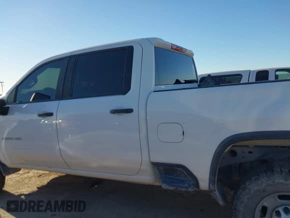 ✅ 2021 Chevrolet Silverado 2500HD Work Truck • VIN: 1GC1YLE78MF288230 • Лот: 43635503. Опубликован ранее на IAAI с пробегом 127 646 миль. Бесплатный доступ к архиву аукционных продаж из США и подробный отчёт об истории автомобиля на DreamBid. Изображение 15.