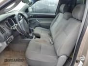 ✅ 2006 Toyota Tacoma • VIN: 5TEPX42N96Z310781 • Lot: 69659745. Listed on Copart with 229,672 mi. Free auction sales archive from the USA and detailed vehicle history report at DreamBid. Image 7.