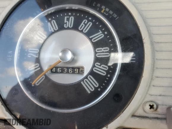 ✅ 1964 Ford F-250 • VIN: F25JP510061 • Lot: 80221024. Listed on Copart with 46,369 mi. Free auction sales archive from the USA and detailed vehicle history report at DreamBid. Image 9.