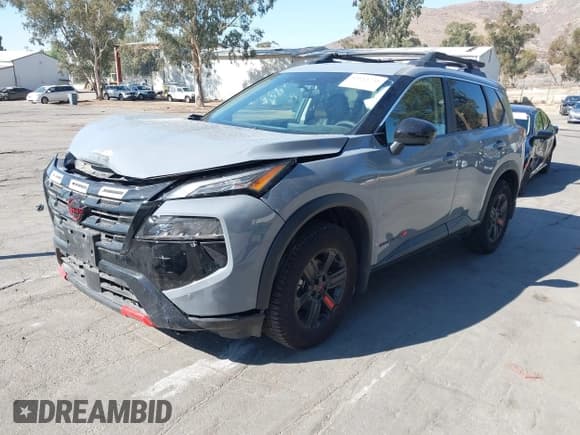 ✅ 2025 Nissan Rogue SV • VIN: 5N1BT3BB0SC825520 • Lot: 43514238. Listed on IAAI with 3,223 mi. Free auction sales archive from the USA and detailed vehicle history report at DreamBid. Image 19.