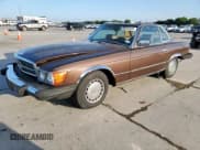 ✅ 1981 Mercedes-Benz 380 SL • VIN: WDBBA45A0BB007969 • Lot: 65242345. Wystawiony na Copart z przebiegiem 101 320 mil. Bezpłatny archiwum sprzedaży aukcyjnych z USA i szczegółowy raport historii pojazdu na DreamBid. Zdjęcie 1.