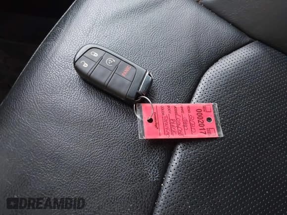 ✅ 2020 Jeep Compass Limited • VIN: 3C4NJDCB4LT246337 • Lot: 43676681. Listed on IAAI with 26,378 mi. Free auction sales archive from the USA and detailed vehicle history report at DreamBid. Image 11.