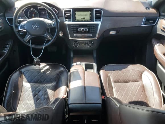 ✅ 2014 Mercedes-Benz M 550 • VIN: 4JGDA7DB7EA332064 • Лот: 70329505. Опубликован ранее на Copart с пробегом 127 601 миль. Бесплатный доступ к архиву аукционных продаж из США и подробный отчёт об истории автомобиля на DreamBid. Изображение 8.