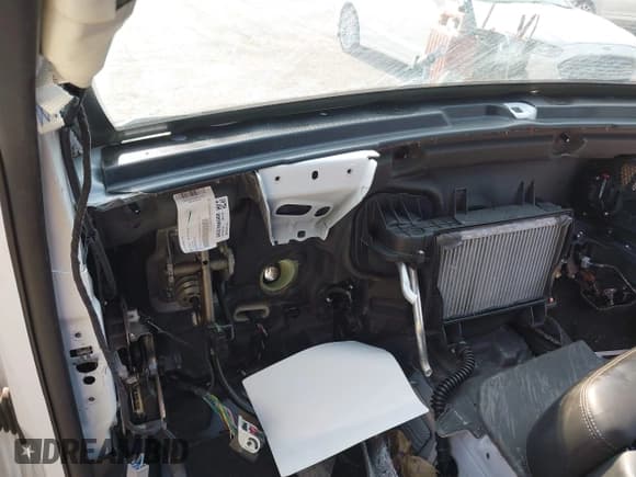 ✅ 2022 Dodge Durango GT Plus • VIN: 1C4RDJDG4NC202368 • Lot: 42743492. Wystawiony na IAAI z przebiegiem Nie podano. Bezpłatny archiwum sprzedaży aukcyjnych z USA i szczegółowy raport historii pojazdu na DreamBid. Zdjęcie 7.