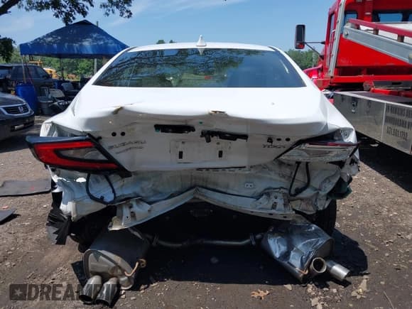 ✅ 2022 Subaru WRX • VIN: JF1VBAA66N9002773 • Lot: 42662383. Listed on IAAI with 31,756 mi. Free auction sales archive from the USA and detailed vehicle history report at DreamBid. Image 16.