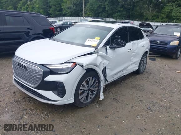 ✅ 2023 Audi Q4 e-tron Premium Plus • VIN: WA1BCBFZ4PP012097 • Lot: 42925279. Wystawiony na IAAI z przebiegiem 78 749 mil. Bezpłatny archiwum sprzedaży aukcyjnych z USA i szczegółowy raport historii pojazdu na DreamBid. Zdjęcie 2.