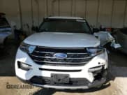 ✅ 2021 Ford Explorer XLT • VIN: 1FMSK7DHXMGC09654 • Lot: 91443665. Wystawiony na Copart z przebiegiem 52 962 mil. Bezpłatny archiwum sprzedaży aukcyjnych z USA i szczegółowy raport historii pojazdu na DreamBid. Zdjęcie 5.