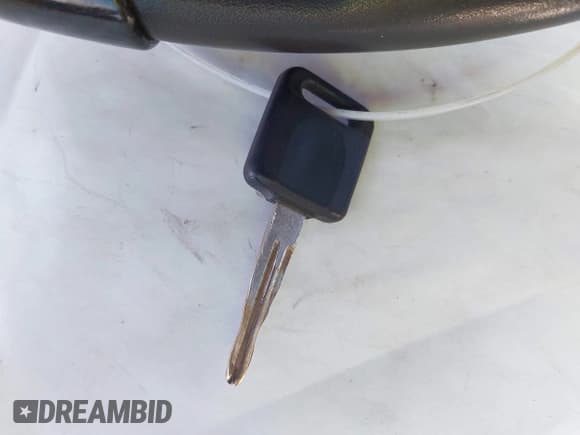 ✅ 2006 Nissan Titan SE • VIN: 1N6AA06A56N536713 • Lot: 43388089. Wystawiony na IAAI z przebiegiem 231 887 mil. Bezpłatny archiwum sprzedaży aukcyjnych z USA i szczegółowy raport historii pojazdu na DreamBid. Zdjęcie 11.