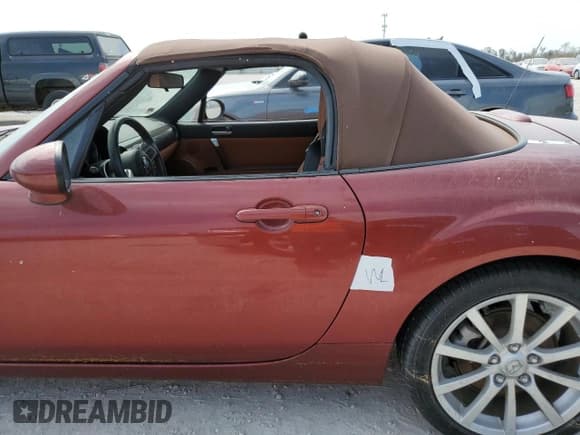 ✅ 2007 Mazda MX-5 Miata Sport • VIN: JM1NC25F870128289 • Лот: 74999014. Опубликован ранее на Copart с пробегом 42 875 миль. Бесплатный доступ к архиву аукционных продаж из США и подробный отчёт об истории автомобиля на DreamBid. Изображение 12.