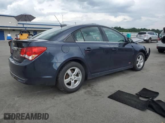 2015 Chevrolet Cruze LT с VIN 1G1PD5SB8F7274988, выставлен на аукционе Copart как лот 63468685 с пробегом 187 932 миль миль и Списание • Salvage title. История ставок и продаж доступна на DreamBid. Изображение 3.