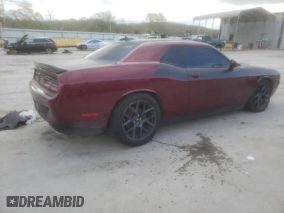 ✅ 2017 Dodge Challenger R/T • VIN: 2C3CDZBT1HH542099 • Lot: 49882134. Wystawiony na Copart z przebiegiem 42 850 mil. Bezpłatny archiwum sprzedaży aukcyjnych z USA i szczegółowy raport historii pojazdu na DreamBid. Zdjęcie 3.