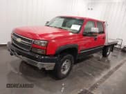 ✅ 2005 Chevrolet Silverado 2500HD LS • VIN: 1GCHK23235F812421 • Lot: 42096187. Wystawiony na IAAI z przebiegiem 328 958 mil. Bezpłatny archiwum sprzedaży aukcyjnych z USA i szczegółowy raport historii pojazdu na DreamBid. Zdjęcie 19.