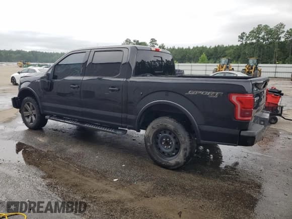 ✅ 2015 Ford F-150 Lariat • VIN: 1FTEW1EF3FFA31966 • Lot: 67223005. Listed on Copart with 209,653 mi. Free auction sales archive from the USA and detailed vehicle history report at DreamBid. Image 2.