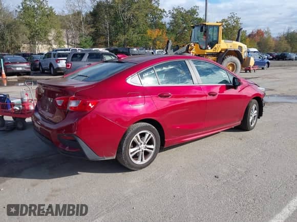 2017 Chevrolet Cruze LT с VIN 1G1BD5SM8H7154316, выставлен на аукционе IAAI как лот 43391634 с пробегом 55 660 миль миль и . История ставок и продаж доступна на DreamBid. Изображение 4.