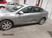 ✅ 2010 Mazda 3 i Sport • VIN: JM1BL1SF9A1314913 • Лот: 43518748. Опубликован ранее на IAAI с пробегом 254 537 миль. Бесплатный доступ к архиву аукционных продаж из США и подробный отчёт об истории автомобиля на DreamBid. Изображение 14.
