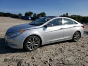 ✅ 2013 Hyundai Sonata SE • VIN: 5NPEC4AC3DH611677 • Lot: 70903024. Listed on Copart with 117,384 mi. Free auction sales archive from the USA and detailed vehicle history report at DreamBid. Image 1.