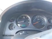 ✅ 2010 Chevrolet Suburban LS • VIN: 1GNUCHE07AR200622 • Lot: 43618255. Wystawiony na IAAI z przebiegiem 228 912 mil. Bezpłatny archiwum sprzedaży aukcyjnych z USA i szczegółowy raport historii pojazdu na DreamBid. Zdjęcie 7.