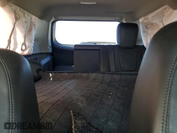 ✅ 2017 Chevrolet Equinox Premier • VIN: 2GNFLGE38H6164216 • Лот: 82528075. Опубликован ранее на Copart с пробегом 114 859 миль. Бесплатный доступ к архиву аукционных продаж из США и подробный отчёт об истории автомобиля на DreamBid. Изображение 10.