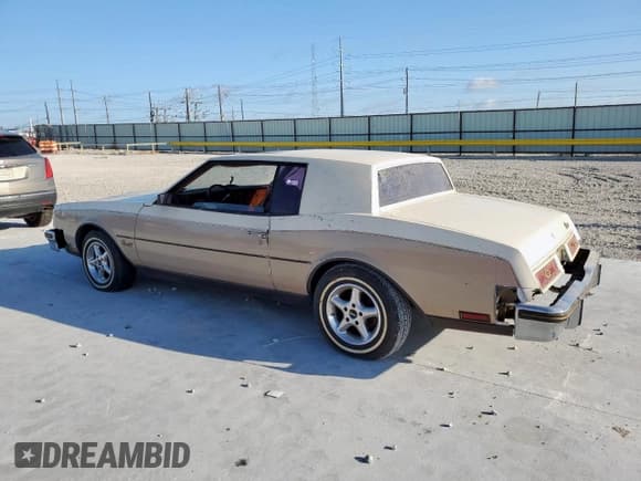 ✅ 1983 Buick Riviera • VIN: 1G4AZ57Y2DE434671 • Лот: 62370345. Опубликован ранее на Copart с пробегом 66 863 миль. Бесплатный доступ к архиву аукционных продаж из США и подробный отчёт об истории автомобиля на DreamBid. Изображение 2.