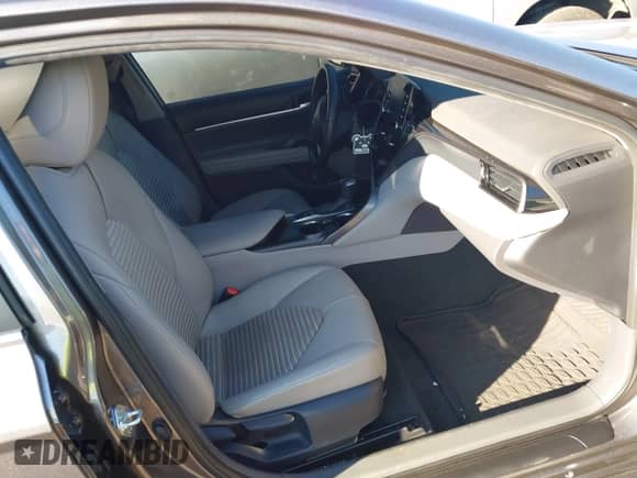 2023 Toyota Camry Hybrid SE с VIN 4T1G31AK5PU618294, выставлен на аукционе IAAI как лот 43389162 с пробегом 54 065 миль миль и . История ставок и продаж доступна на DreamBid. Изображение 5.