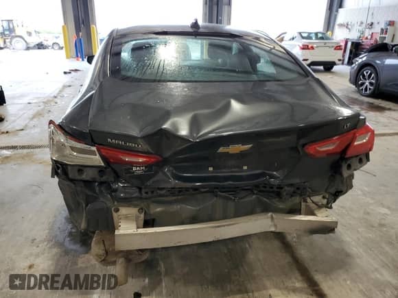 2018 Chevrolet Malibu LT z VIN 1G1ZD5ST8JF137789, wystawiony jako Copart lot #81400325 z przebiegiem 133 174 mil mil oraz Szkoda całkowita • Salvage title. Historia ofert i sprzedaży dostępna na DreamBid. Obrazek 6.