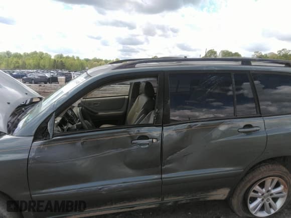 ✅ 2007 Toyota Highlander w/3rd Row • VIN: JTEEW21A170047776 • Lot: 41993403. Wystawiony na IAAI z przebiegiem 260 538 mil. Bezpłatny archiwum sprzedaży aukcyjnych z USA i szczegółowy raport historii pojazdu na DreamBid. Zdjęcie 6.