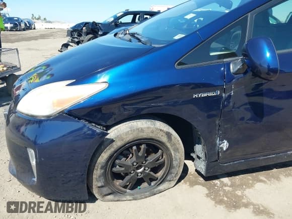 ✅ 2013 Toyota Prius One • VIN: JTDKN3DU1D1730248 • Lot: 43156030. Listed on IAAI with 177,572 mi. Free auction sales archive from the USA and detailed vehicle history report at DreamBid. Image 6.