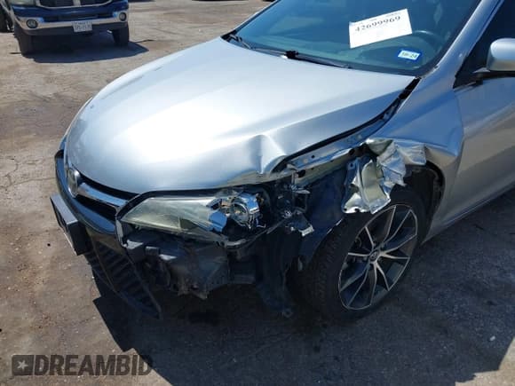 ✅ 2017 Toyota Camry XLE • VIN: 4T1BF1FK1HU697961 • Лот: 42699969. Опубликован ранее на IAAI с пробегом 95 293 миль. Бесплатный доступ к архиву аукционных продаж из США и подробный отчёт об истории автомобиля на DreamBid. Изображение 6.