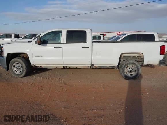✅ 2019 Chevrolet Silverado 2500HD Work Truck • VIN: 1GC1CREG5KF252008 • Lot: 41492843. Wystawiony na IAAI z przebiegiem 89 566 mil. Bezpłatny archiwum sprzedaży aukcyjnych z USA i szczegółowy raport historii pojazdu na DreamBid. Zdjęcie 14.