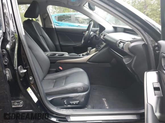 ✅ 2014 Lexus IS 250 • VIN: JTHCF1D26E5003877 • Lot: 43463768. Listed on IAAI with 156,190 mi. Free auction sales archive from the USA and detailed vehicle history report at DreamBid. Image 5.