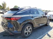 ✅ 2024 Lexus RX 350 • VIN: JTJCHMAA7R2014691 • Лот: 81510975. Опубликован ранее на Copart с пробегом 33 130 миль. Бесплатный доступ к архиву аукционных продаж из США и подробный отчёт об истории автомобиля на DreamBid. Изображение 3.