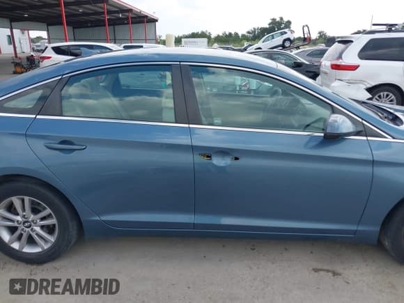 ✅ 2015 Hyundai Sonata SE • VIN: 5NPE24AF6FH208843 • Лот: 43191616. Опубликован ранее на IAAI с пробегом 138 035 миль. Бесплатный доступ к архиву аукционных продаж из США и подробный отчёт об истории автомобиля на DreamBid. Изображение 13.